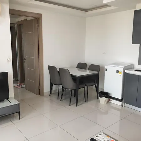 Arcadia Beach-continental Apartment Pattaya
