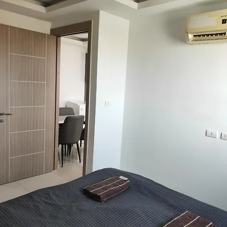 Arcadia Beach-continental * Pattaya