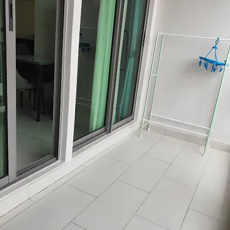 Arcadia Beach-continental Apartment *