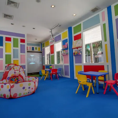 Heeton Concept By Compass Hospitality โรงแรม Pattaya