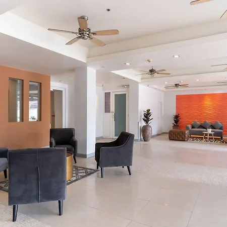 Heeton Concept By Compass Hospitality โรงแรม Pattaya