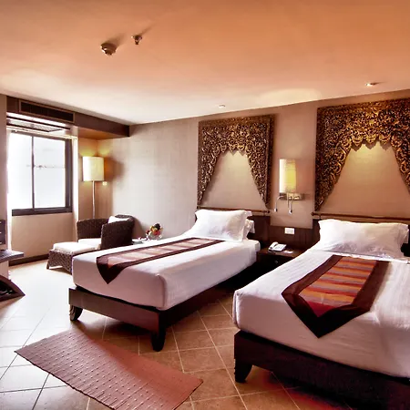 Garden Cliff And Pattaya