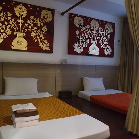 Hotel Baboona Beachfront Living Pattaya