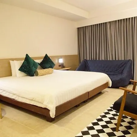 Hotel Baboona Beachfront Living 3*