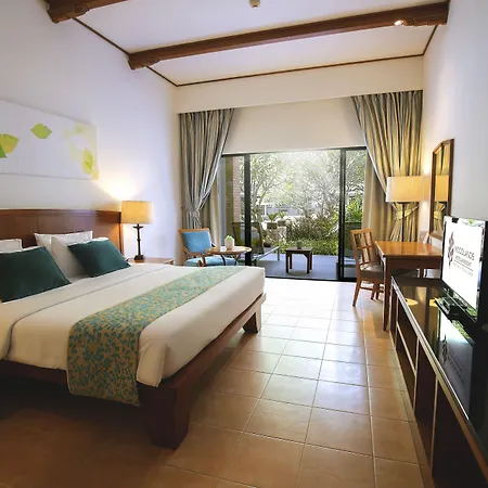 วู้ดแลนด์ โฮเต็ล แอนด์ รีสอร์ท Pattaya