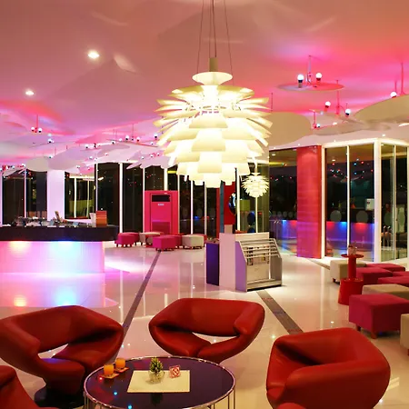 เบสเบลล่า พัทยา โรงแรม 4*