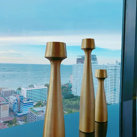 The Base Sea View Apartment Pattaya