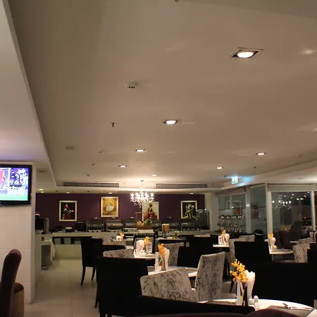 Hotel Nova By Compass Hospitality 4*