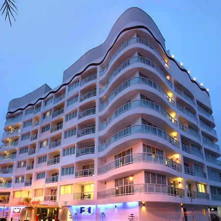 Hotel Nova By Compass Hospitality 4*