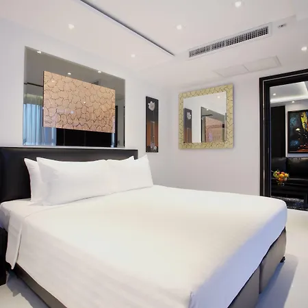 โรงแรม Nova By Compass Hospitality