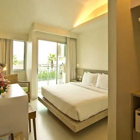 Sunshine & Residences Hotel 3*