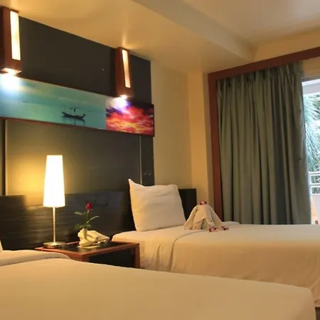 Hotel Sunshine & Residences 3*