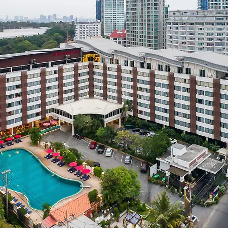 Mountain & Convention Center 4*