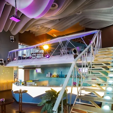Baraquda Heeton By Compass Hospitality Hotel