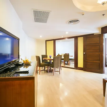 Jomtien Palm & - Family-friendly Hotel