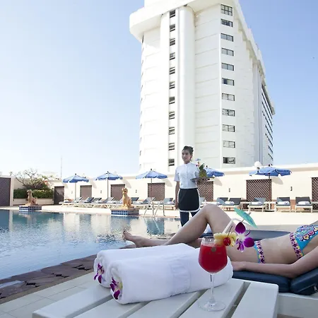 Jomtien Palm & - Family-friendly โรงแรม