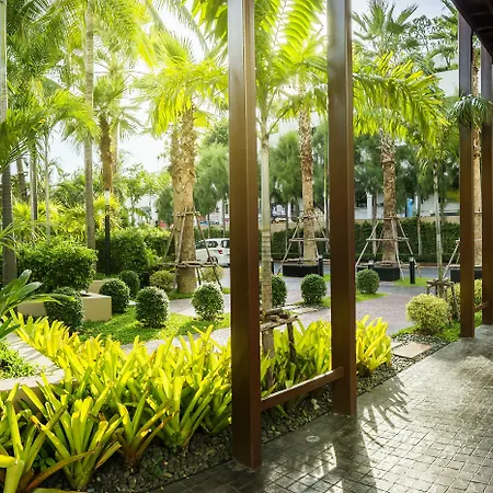 Jomtien Palm & - Family-friendly Hotel 5*