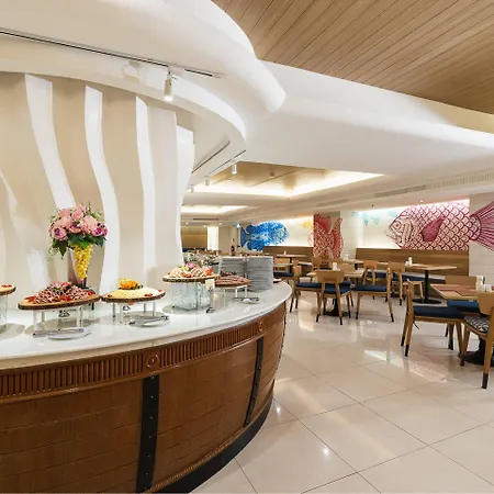 Jomtien Palm & - Family-friendly โรงแรม Pattaya