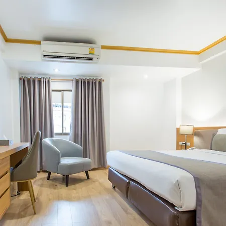 เดอะเบเวอร์ลีโฮเทลพัทยา โรงแรม Pattaya