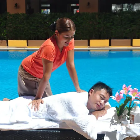 โรงแรม เดอะเบเวอร์ลีโฮเทลพัทยา Pattaya