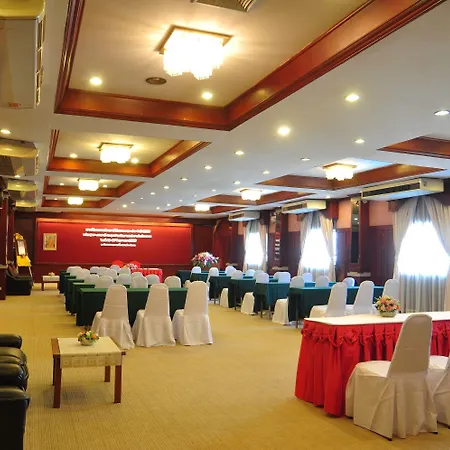 เดอะเบเวอร์ลีโฮเทลพัทยา โรงแรม Pattaya