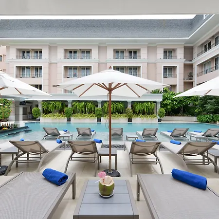 เดอะเบเวอร์ลีโฮเทลพัทยา 4*
