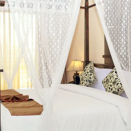 Loft Hotel 3*