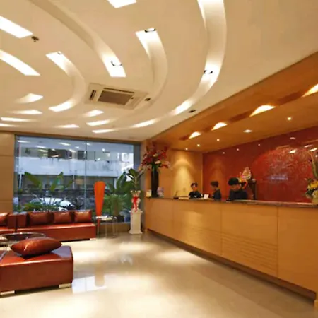 Loft Hotel 3*
