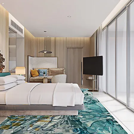 By Ihg