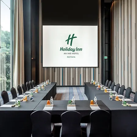 โรงแรมฮอลิเดย์อินน์ พัทยา โรงแรม