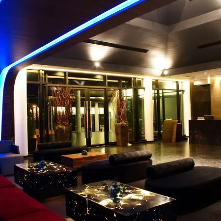 Z Through By The Zign Hotel
