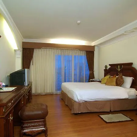 Lk Metropole Hotel