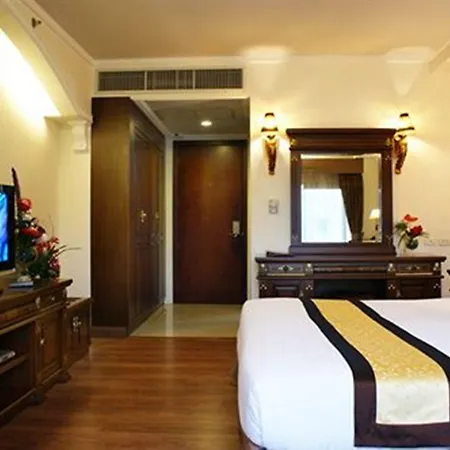Hotel Lk Metropole 4*