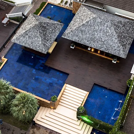 โรงแรม Pullman G