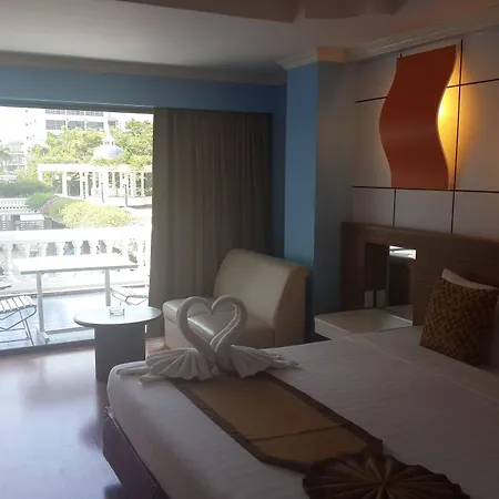 โรงแรม โรงแรมซีซาร์ พาเลซ Pattaya