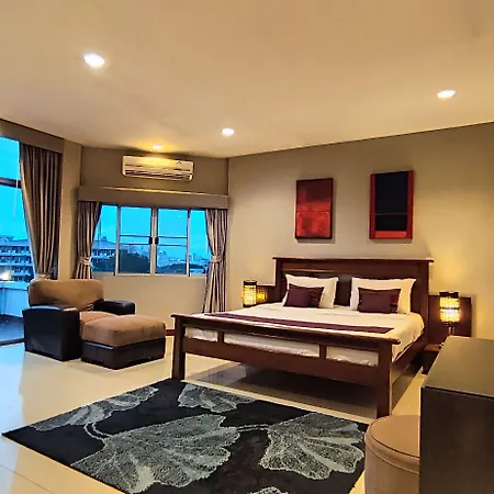 Gazebo Resort,