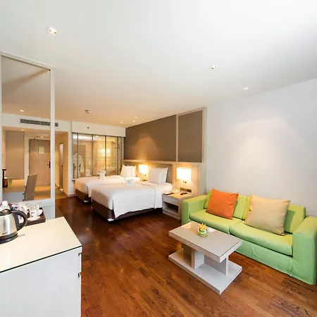 Signature โรงแรม 4*
