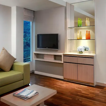 โรงแรม Signature
