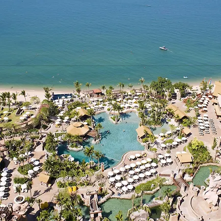 Centara Grand Mirage รีสอร์ท