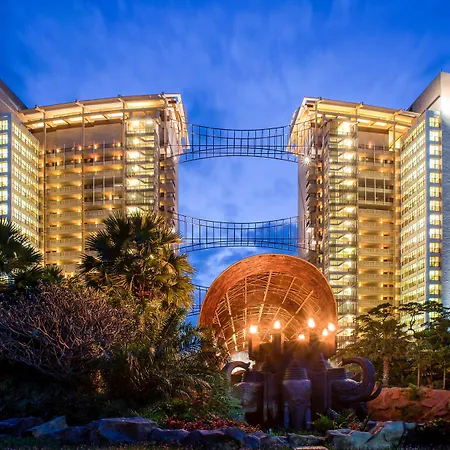 รีสอร์ท Centara Grand Mirage 5*
