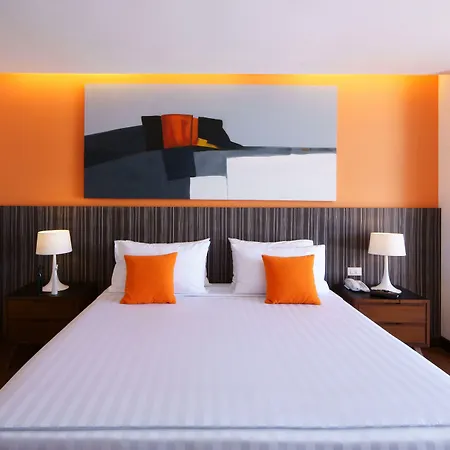 J โรงแรม Pattaya