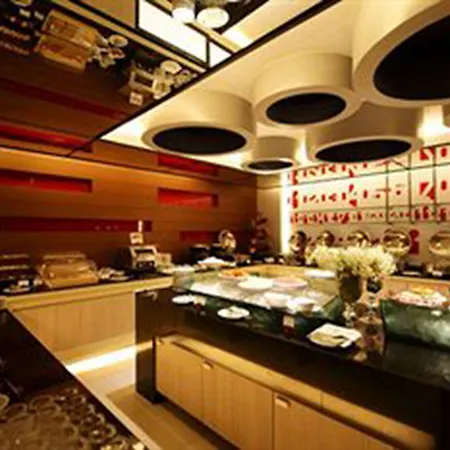 Hotel Tsix5 Pattaya