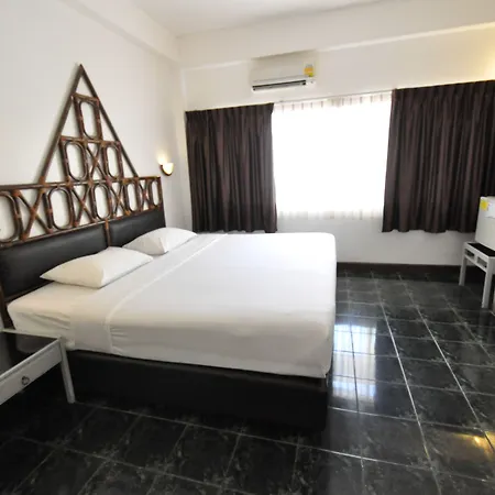 Basaya & Hotel