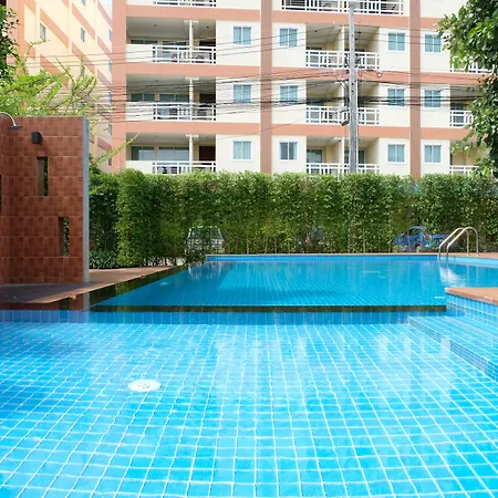 โรงแรม Golden Sea