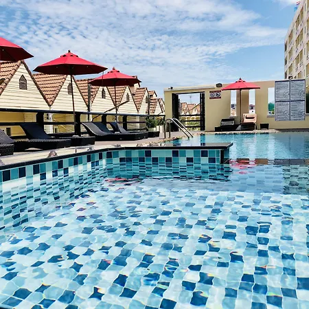 โรงแรม Golden Sea