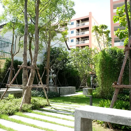 Golden Sea โรงแรม Pattaya