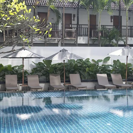 Hotel Woodlands 4*