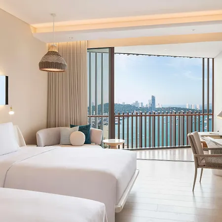 Hilton 5*