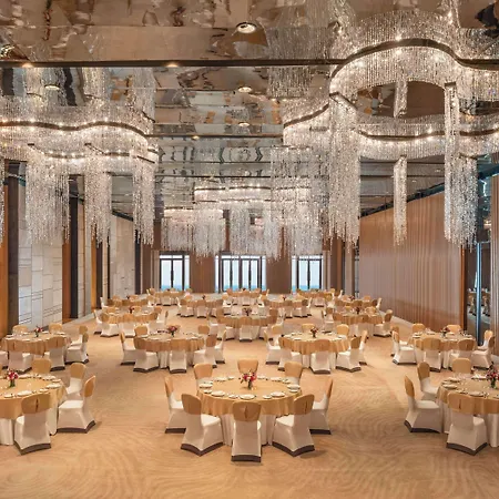 โรงแรมฮิลตัน พัทยา - Sha Extra 5* Pattaya