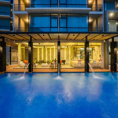 โรงแรม Altera And By At Mind Pattaya